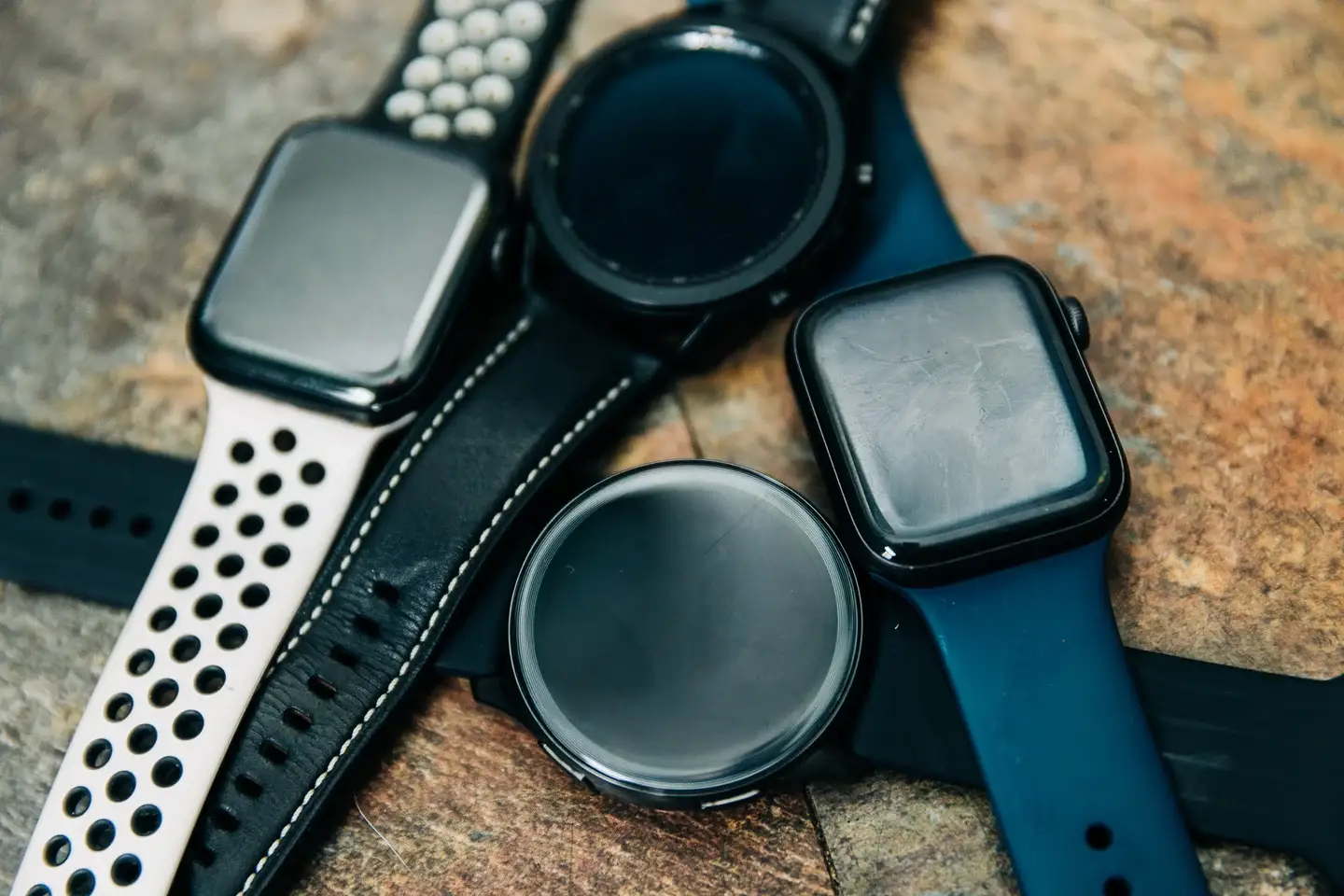 The Ultimate Guide to Choosing the Best Smartwatches for Your Needs - With Users FAQs